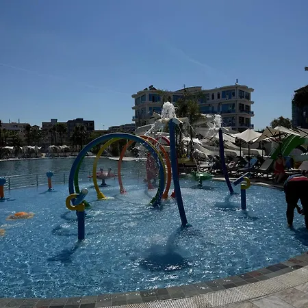 Dengu Luxury Apartmán Golem (Tirana)